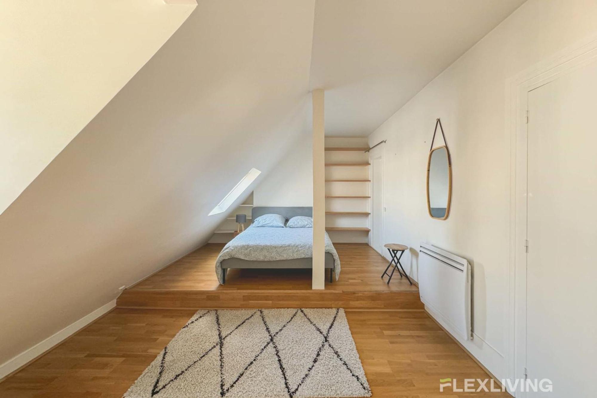 Flexliving - - Bausset * Parijs
