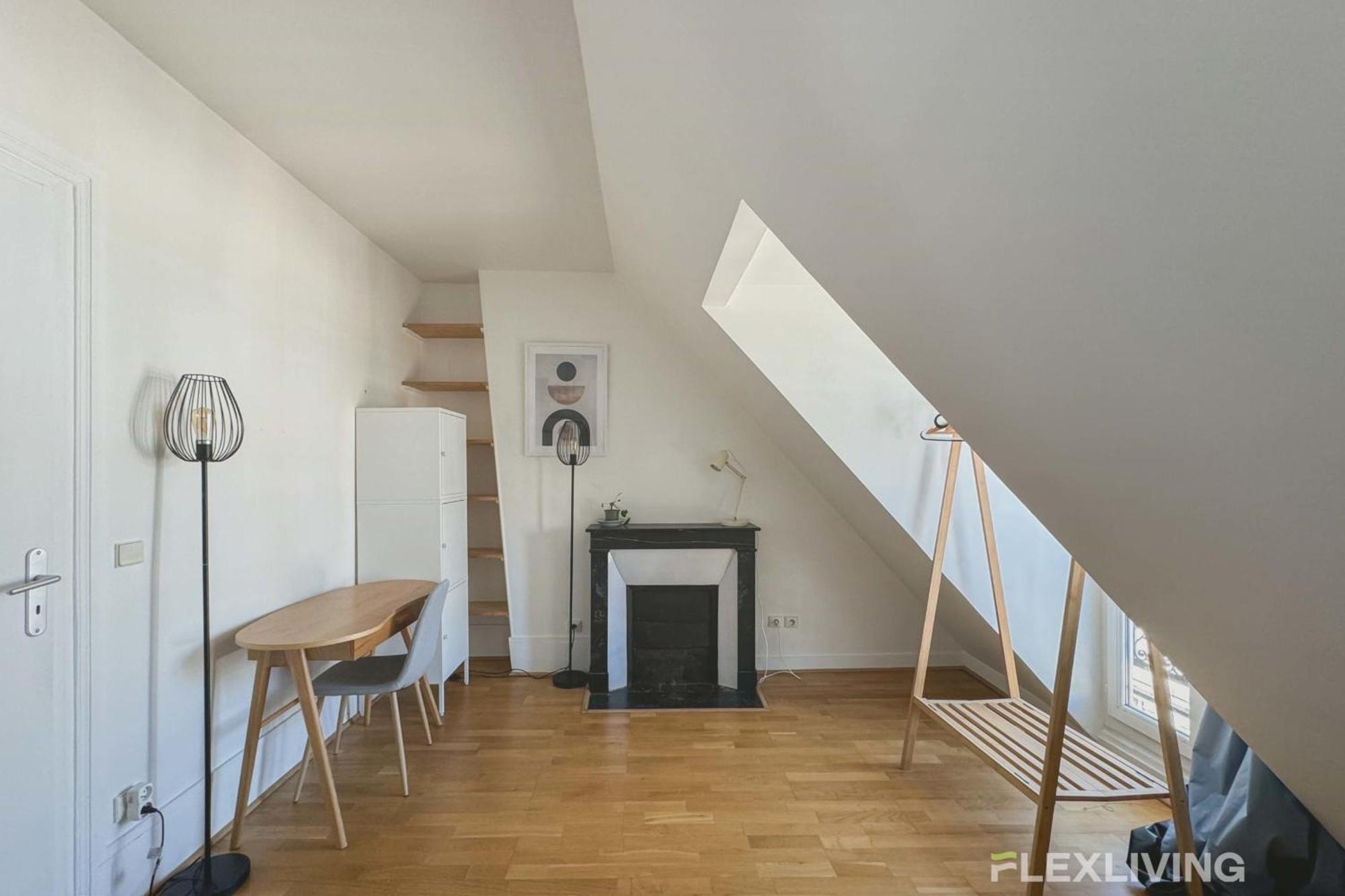 Flexliving - - Bausset *